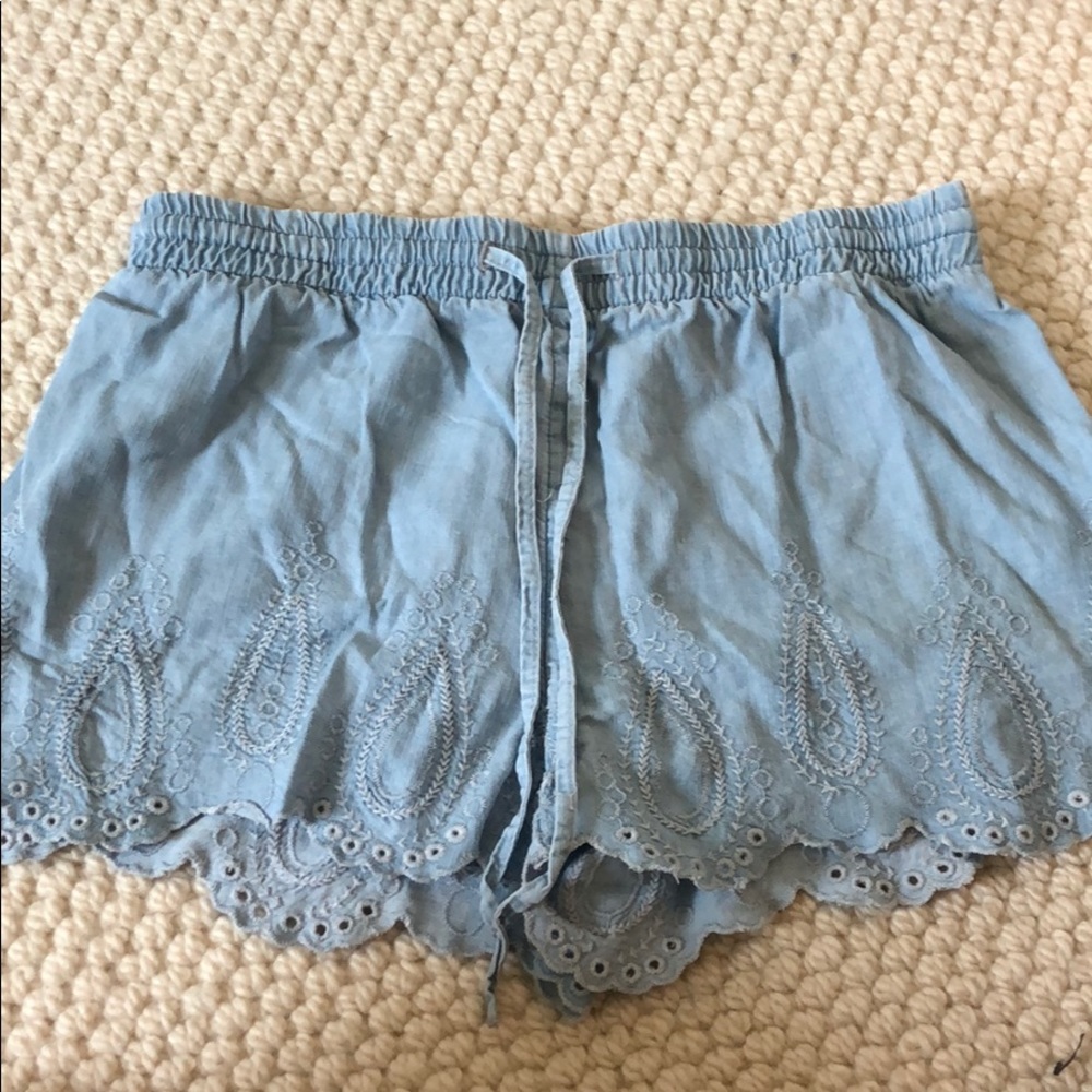 Blue Gap flow shorts